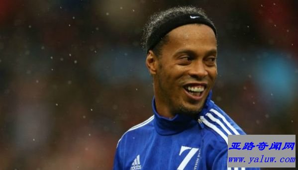 罗纳尔多·德·阿西斯·莫雷拉 - 净资产:9050万美元 罗纳尔多·德·阿西斯·莫雷拉 - 净资产:9050万美元