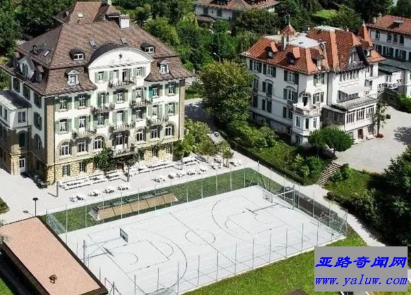 瑞士美国学校（每学期费用：63,561英镑）