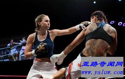 乔丽娜·巴尔斯 乔丽娜·巴尔斯