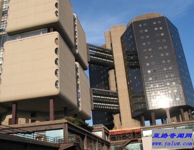 纽约州立大学石溪分校