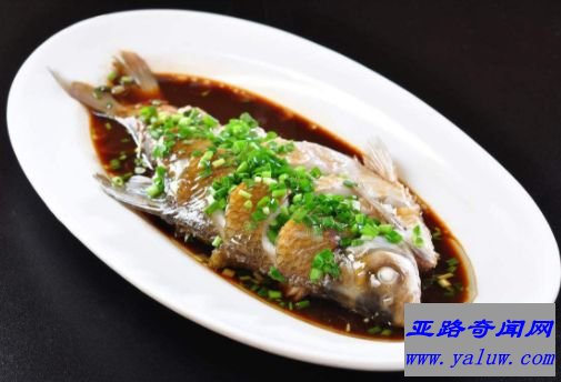 清蒸武昌鱼