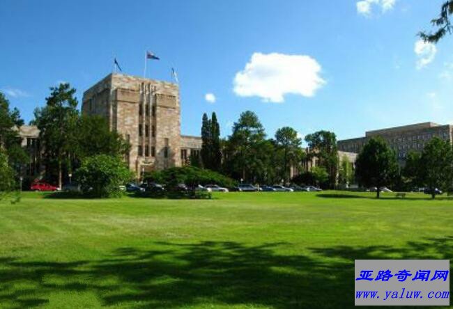 昆士兰大学