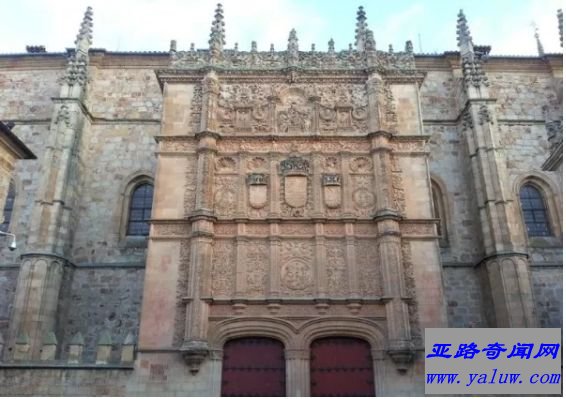 西班牙萨拉曼卡大学（成立年份：1218）
