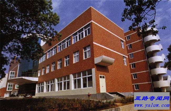 江西科技师范大学