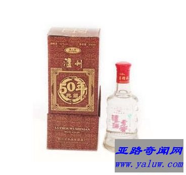 中国四大名酒之一四川泸州曲酒