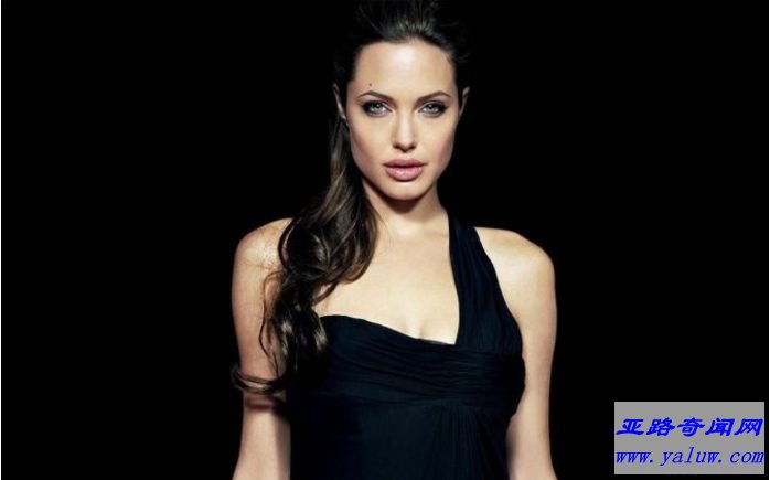 好莱坞最大胆的女明星排行榜：安吉丽娜·朱莉