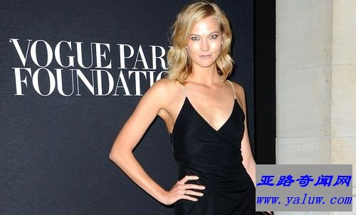 世界十大超模之一:卡莉·克劳斯 世界十大超模之一:卡莉·克劳斯