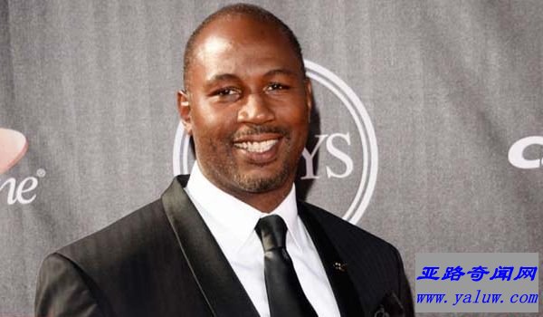 伦诺克斯·刘易斯 1.3亿美元 伦诺克斯·刘易斯 1.3亿美元