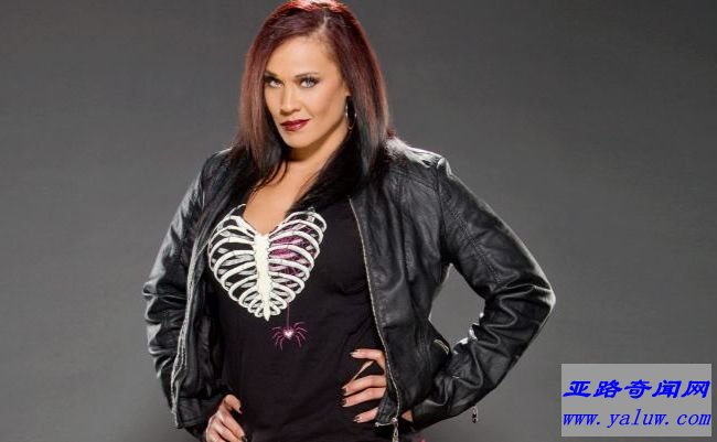 塔米娜·斯洛卡 年薪200000美元 塔米娜·斯洛卡 年薪200000美元