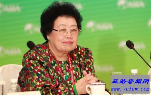 胡润女富豪榜中第四名：陈丽华