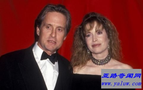 迈克尔·道格拉斯和迪安德拉·道格拉斯 迈克尔·道格拉斯和迪安德拉·道格拉斯