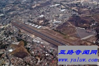 通孔廷国际机场