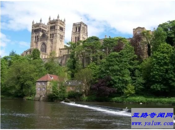 英国达勒姆大学