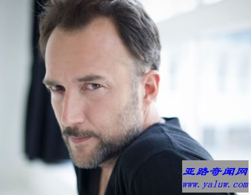 卡洛斯·雷亚尔