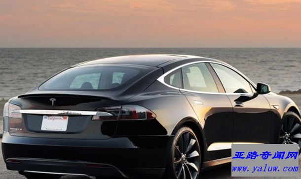 特斯拉Model S(72万元)