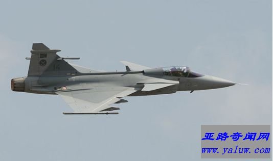 萨伯JAS-39“鹰狮”