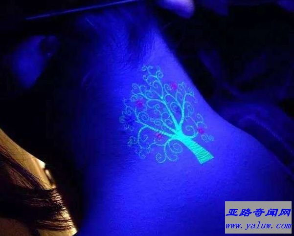 世界上最炫酷的文身 会隐身术的文身