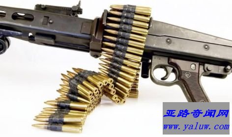 MG-42型弹链式机枪