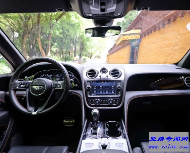 世界上最贵最快的SUV 超豪华品牌首次试水SUV