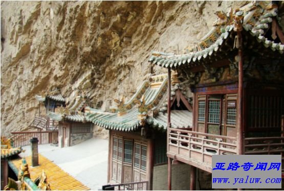 世界上最危险的寺庙,恒山悬空寺立于悬崖峭壁间 世界上最危险的寺庙,恒山悬空寺立于悬崖峭壁间