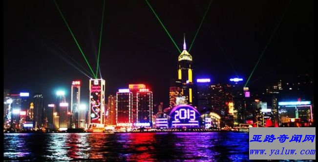 世界上最大型的灯光音乐汇演——幻彩咏香江