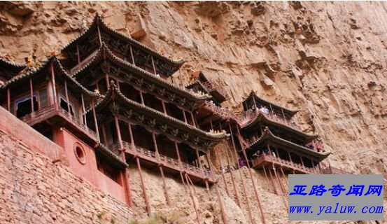 世界上最危险的寺庙,恒山悬空寺立于悬崖峭壁间 世界上最危险的寺庙,恒山悬空寺立于悬崖峭壁间