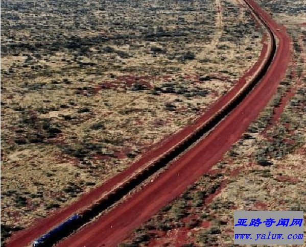 世界上最长的火车 长达八公里的澳北长龙