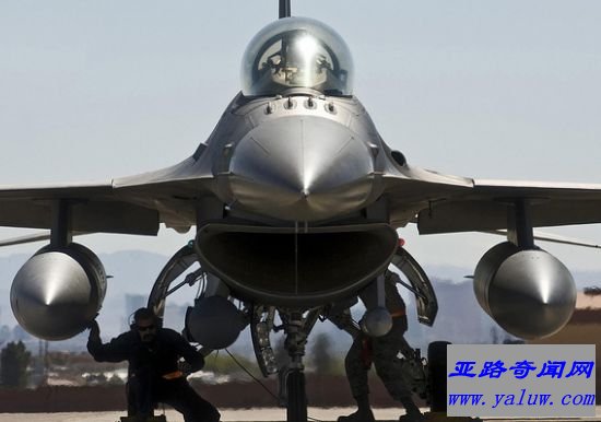 F-16战斗机