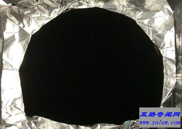 世界上最黑的黑色 人造黑洞碳纳米管